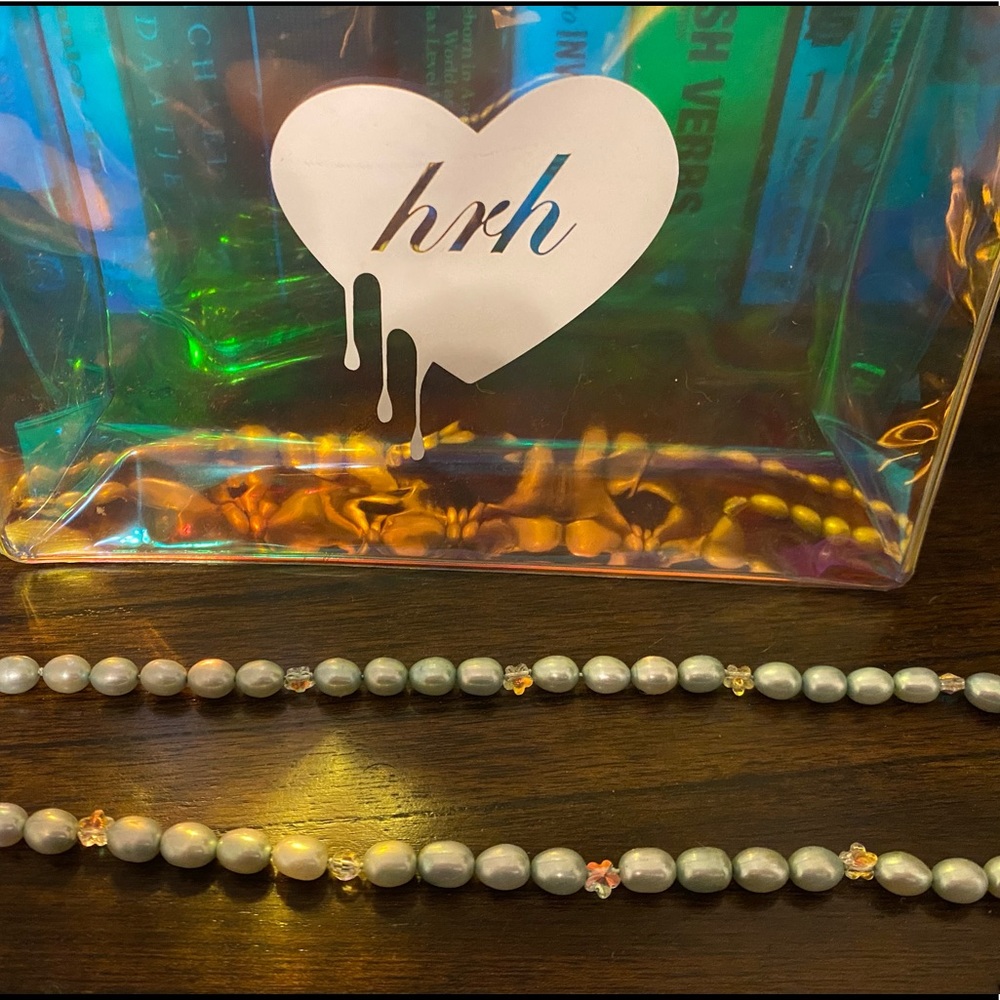 HRH Collection Mint Pearl Flower Bead Necklace 18”